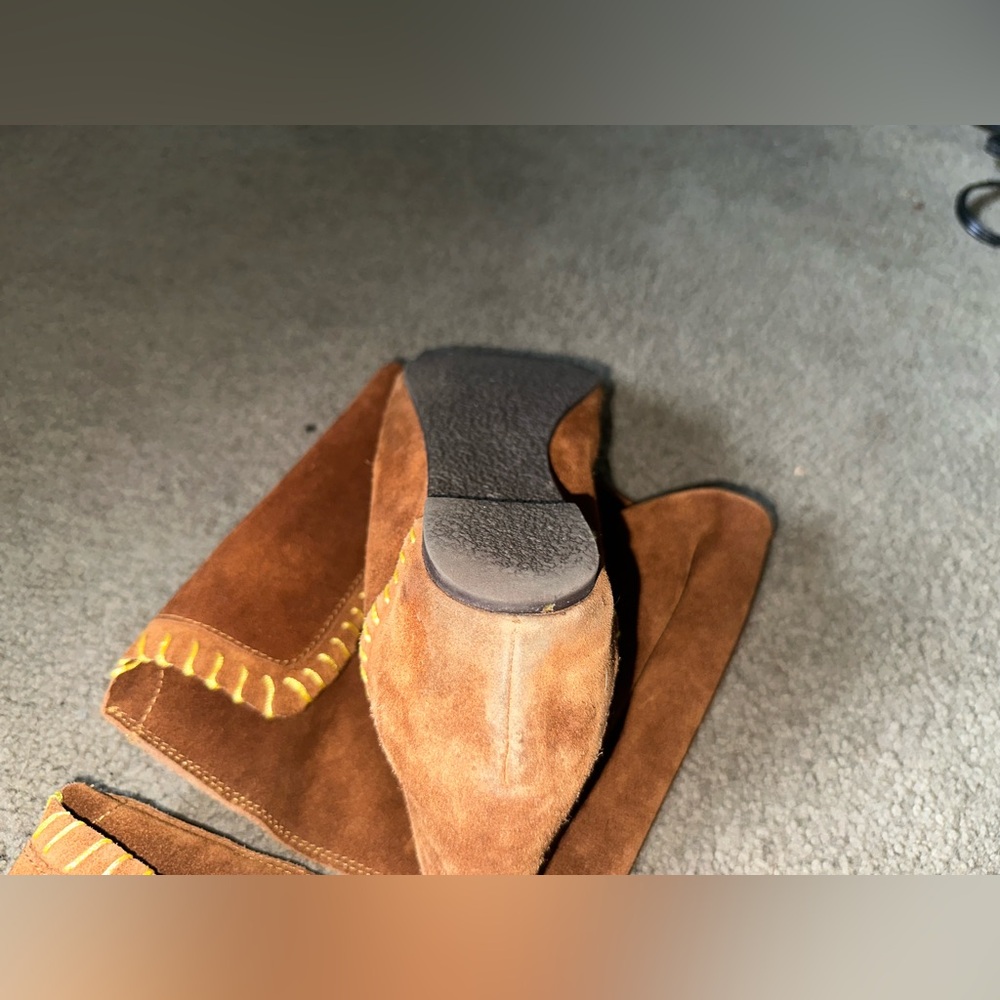 Vintage Aldo Southwestern Tall Moccasin Wedge Beaded shade/Leather Festival Boot - Picture 4 of 6
